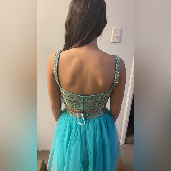 HOMECOMING - Picture 2 of 2